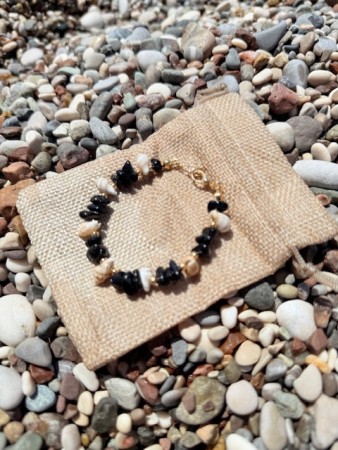 Koraller og obsedian stener